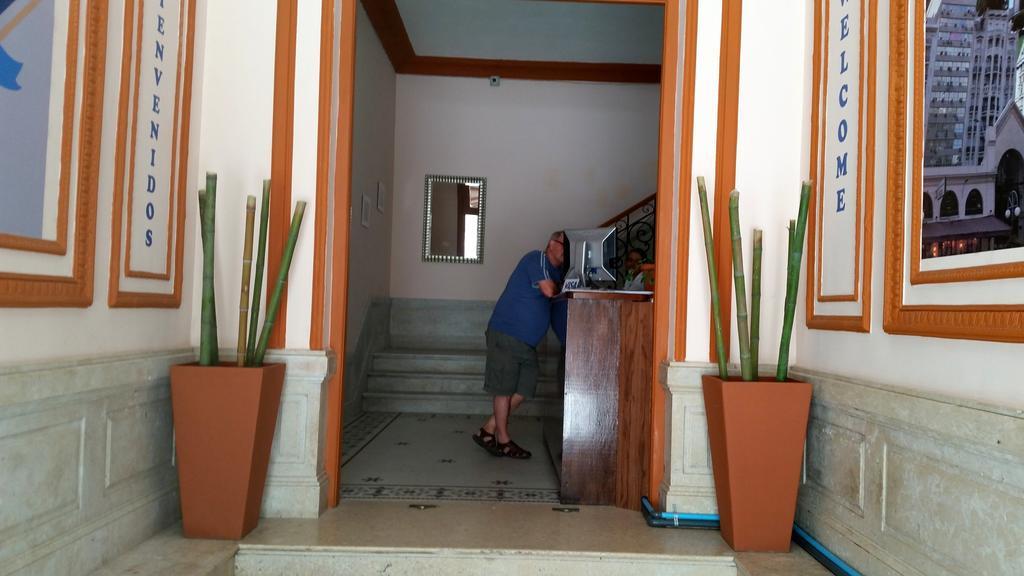 Posada Del Gaucho Pansiyon Montevideo Dış mekan fotoğraf